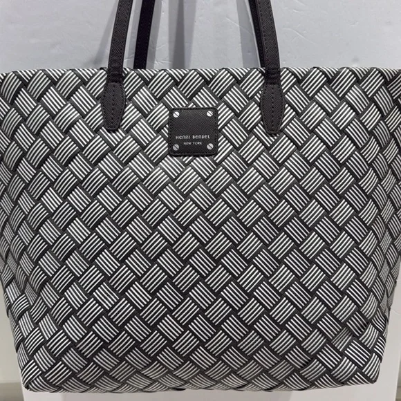 Henri Bendel Woven Tote Bag - Picture 4 of 9